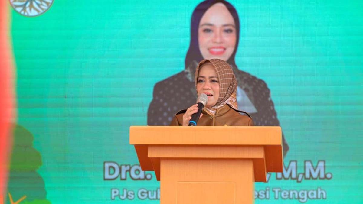 Resmikan Gedung BPKHTL Palu, Novalina Tekankan Pentingnya Jaga Kelestarian Alam