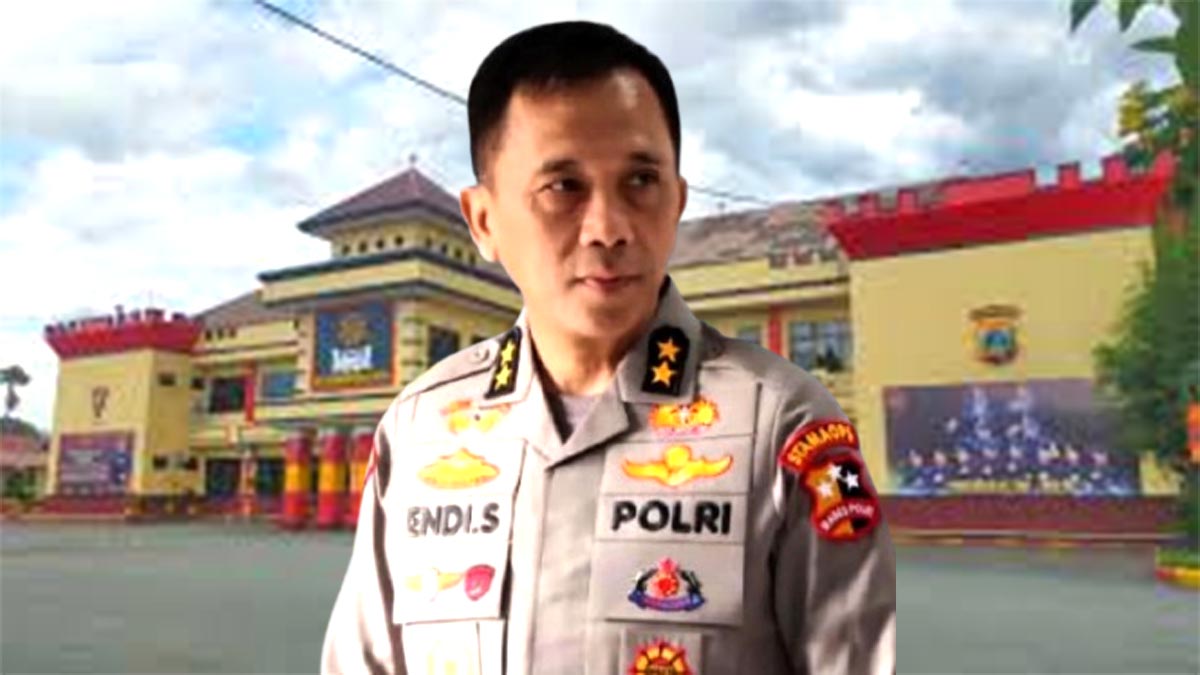 Irjen Pol Dr. Endi Sutendi, S.I.K., S.H., M.H. resmi ditunjuk sebagai Kapolda Sulawesi Tengah menggantikan Irjen Pol Dr. Agus Nugroho. (Foto: Dok. Polda Sulteng-Konteks Sulawesi)