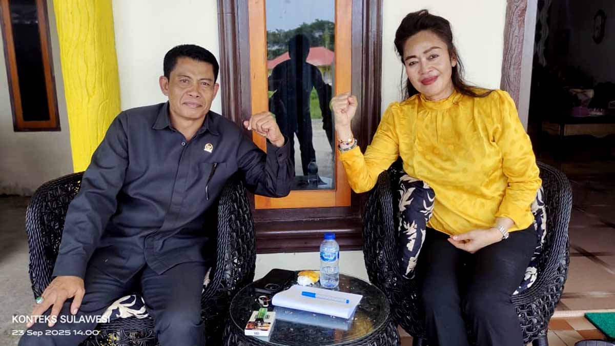 Sekretaris DPD II Partai Golkar Parimo, Mustakim Kono (kiri) bersama Wakil Ketua DPD Golkar, Lely Pariani, usai membahas persiapan Musda VI Partai Golkar Parimo, Selasa (23/9/2025). Foto: Tommy Noho