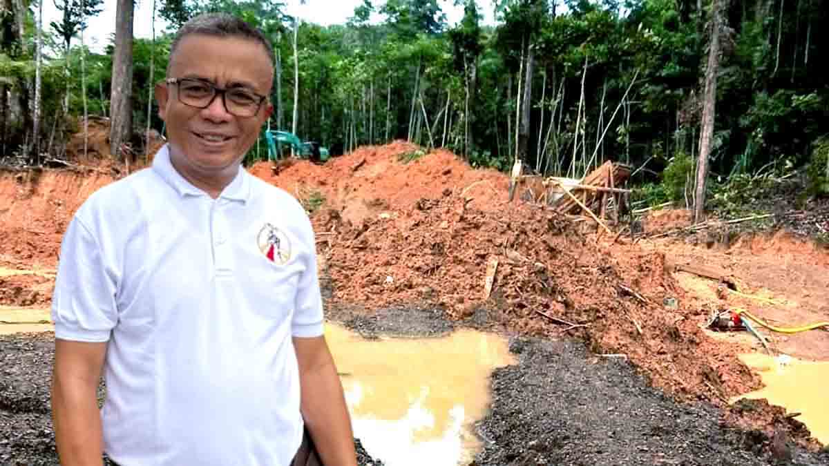 Dedi Askary, Mantan Deputi Direktur WALHI Sulteng dan Ketua Komnas HAM Sulawesi Tengah. Foto: Ist.