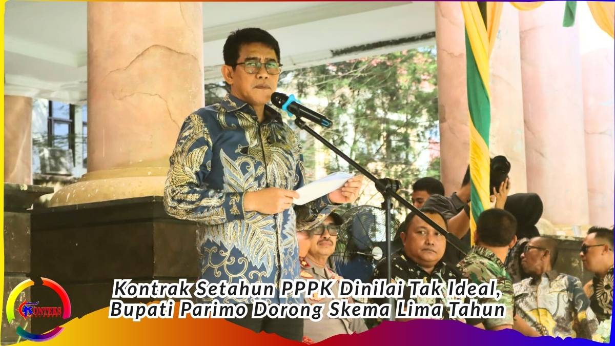 Keterangan Foto: Bupati Parigi Moutong, Erwin Burase, mengukuhkan PPPK Paruh Waktu di halaman Kantor Bupati Parigi Moutong, Jumat (30/1/2026). Pemerintah daerah menilai masa kontrak satu tahun belum ideal bagi kesinambungan pelayanan publik. Foto: Basrul Idrus.