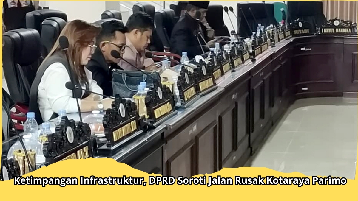 Keterangan Foto: Anggota DPRD Parigi Moutong Fraksi Partai Golkar, Imam Muslihun, menyampaikan interupsi terkait kerusakan jalan Desa Kotaraya dalam Rapat Paripurna DPRD Parimo, Senin (12/01/2026). Foto: Tommy Noho