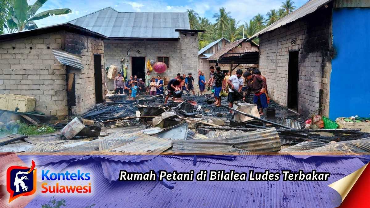 Warga bersama petugas membersihkan puing-puing rumah milik Breki Tamrin yang hangus terbakar di Dusun III Desa Bilalea, Kecamatan Taopa, Kabupaten Parigi Moutong. Kebakaran yang diduga dipicu korsleting listrik tersebut mengakibatkan bangunan rumah ludes dan menyebabkan kerugian materiil sekitar Rp30 juta. Foto: Humas Polres Parigi Moutong.