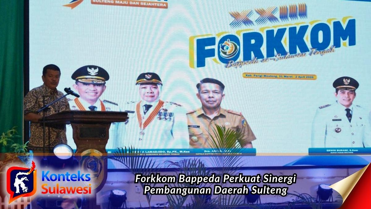 Wakil Bupati Parigi Moutong Abdul Sahid membacakan sambutan pada pembukaan Forkkom Bappeda se-Sulawesi Tengah ke-XXIII di Auditorium Kantor Bupati Parigi Moutong. Foto: MRP.