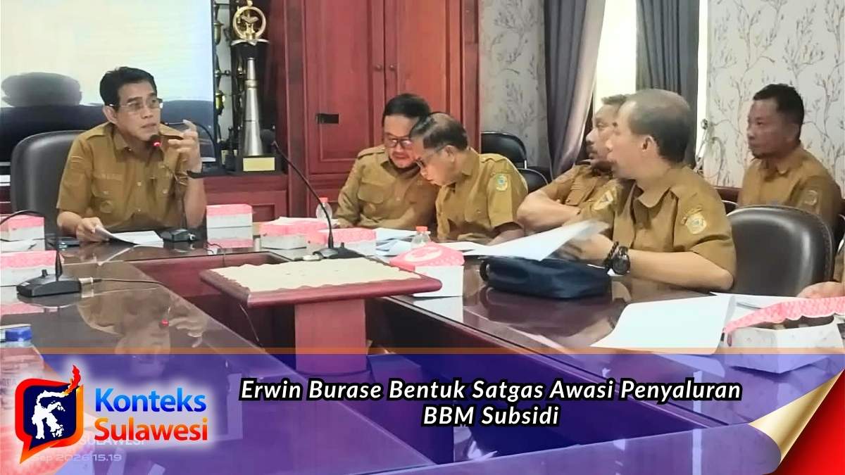 Bupati Parigi Moutong Erwin Burase memimpin rapat pembentukan Satgas pengawasan pemanfaatan dan penyaluran BBM bersubsidi di Kantor Bupati Parigi Moutong. Foto: Tommy Noho