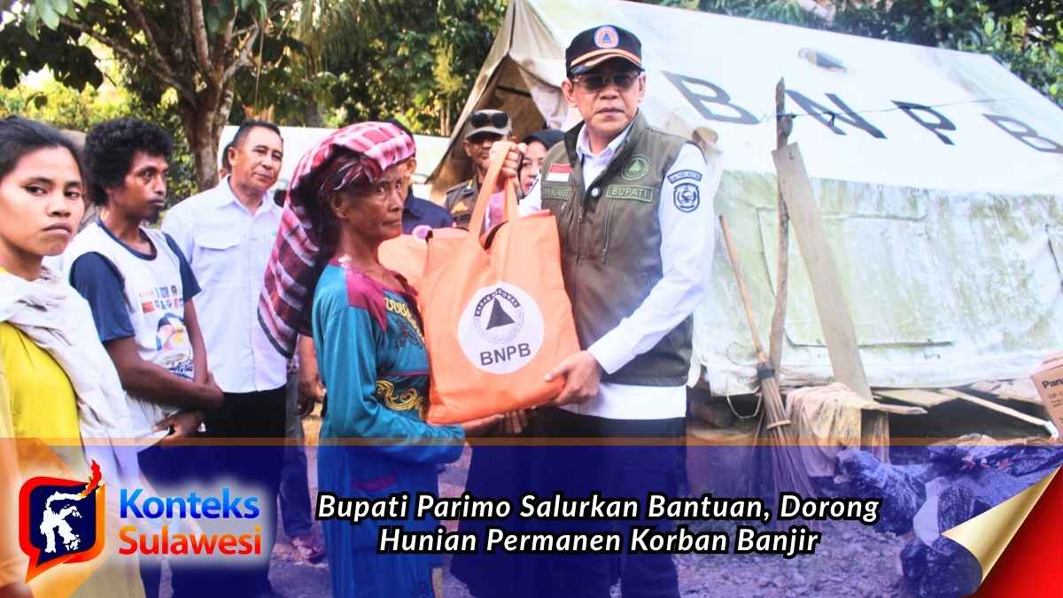Bupati Parigi Moutong H. Erwin Burase menyerahkan bantuan sembako kepada warga terdampak banjir di Kecamatan Toribulu, Rabu (7/10/2026), sekaligus meninjau kondisi warga dan lokasi pengungsian. Foto: Diskominfo Parigi Moutong.